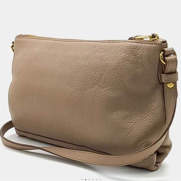 Prada Vitello Dino Crossbody Bag with two straps - Picture 2 of 11